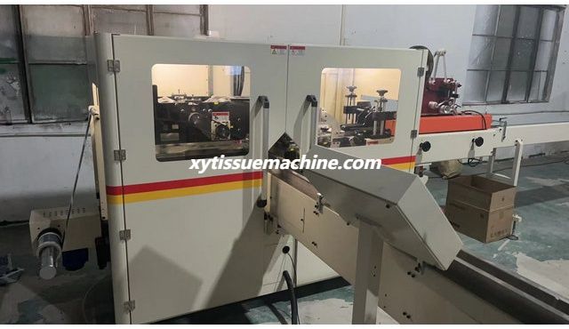 Automatic pocket tissue handkerchief paper making machine (3) Machine automatique de fabrication de papier pour mouchoirs de poche (3)