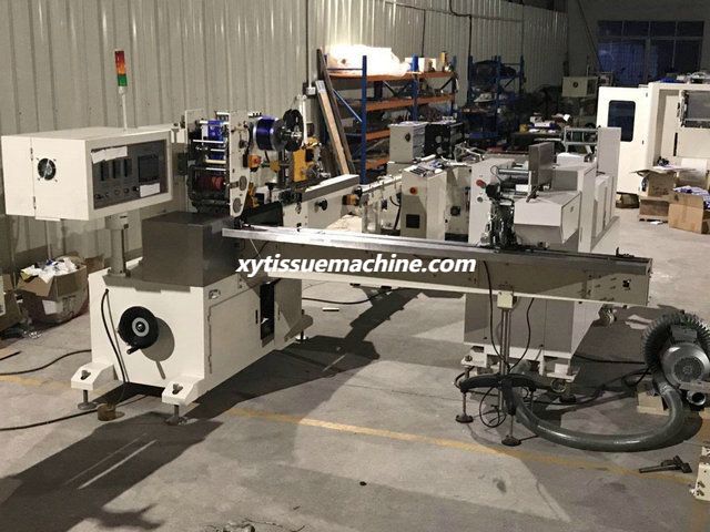 Tissu de poche automatique &agrave; grande vitesse de mouchoir de la CE petit faisant la machine 5